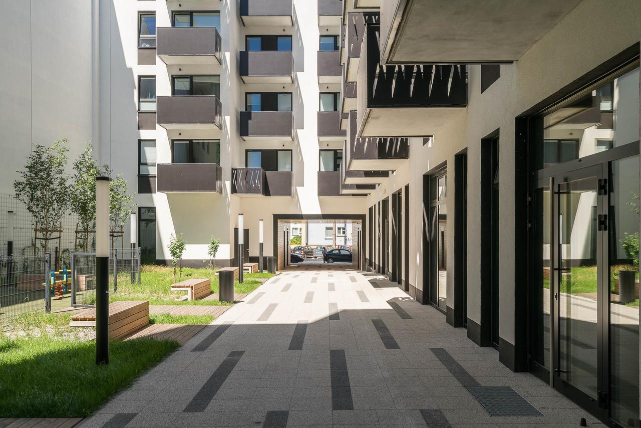 Deluxe Apartments By The Railway Station Wrocław Extérieur photo