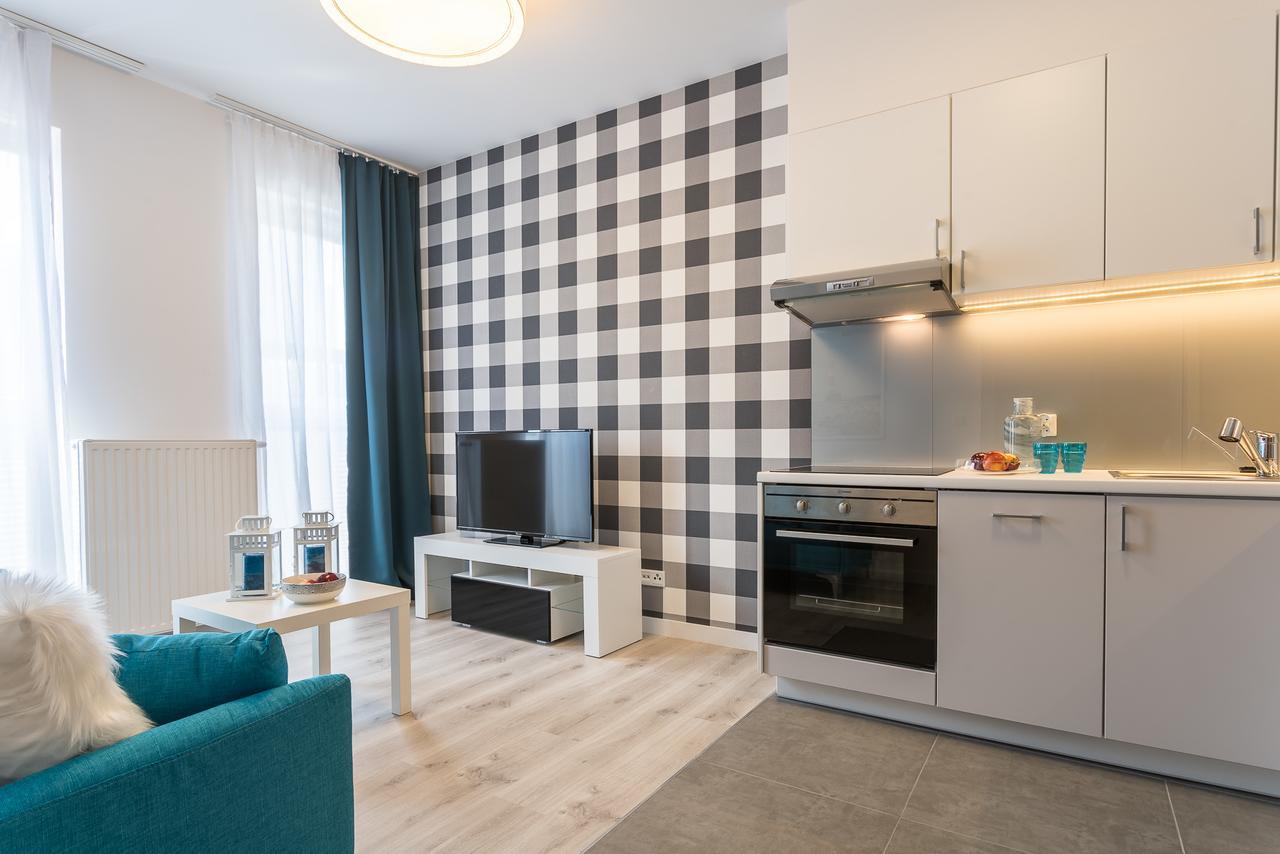 Deluxe Apartments By The Railway Station Wrocław Extérieur photo